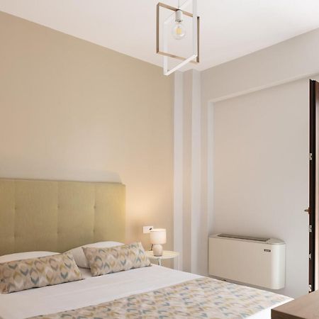 Mela Luxury Apartments Maroulas Ngoại thất bức ảnh