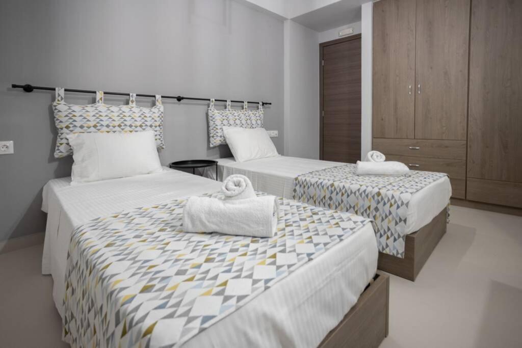 Mela Luxury Apartments Maroulas Ngoại thất bức ảnh