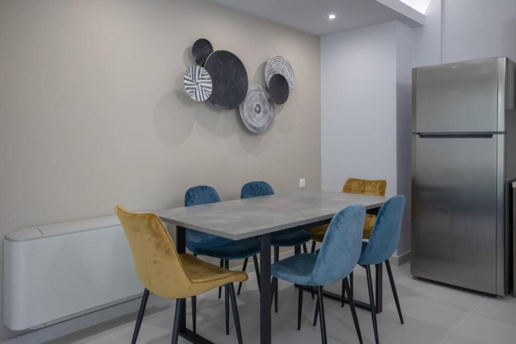 Mela Luxury Apartments Maroulas Ngoại thất bức ảnh
