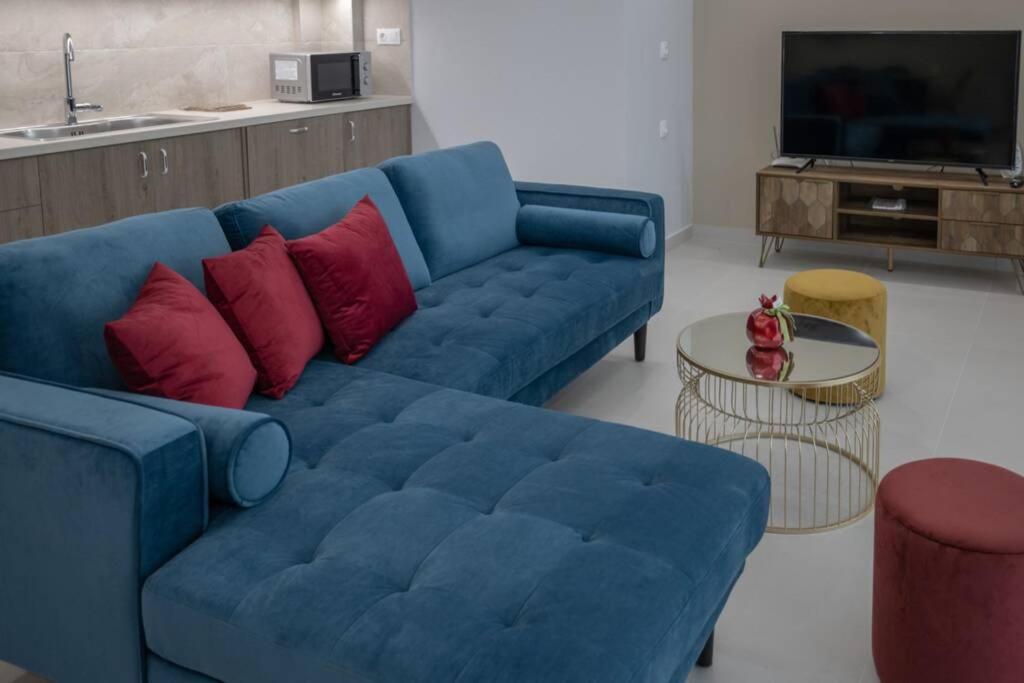 Mela Luxury Apartments Maroulas Ngoại thất bức ảnh
