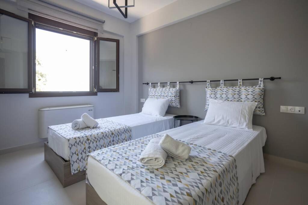 Mela Luxury Apartments Maroulas Ngoại thất bức ảnh