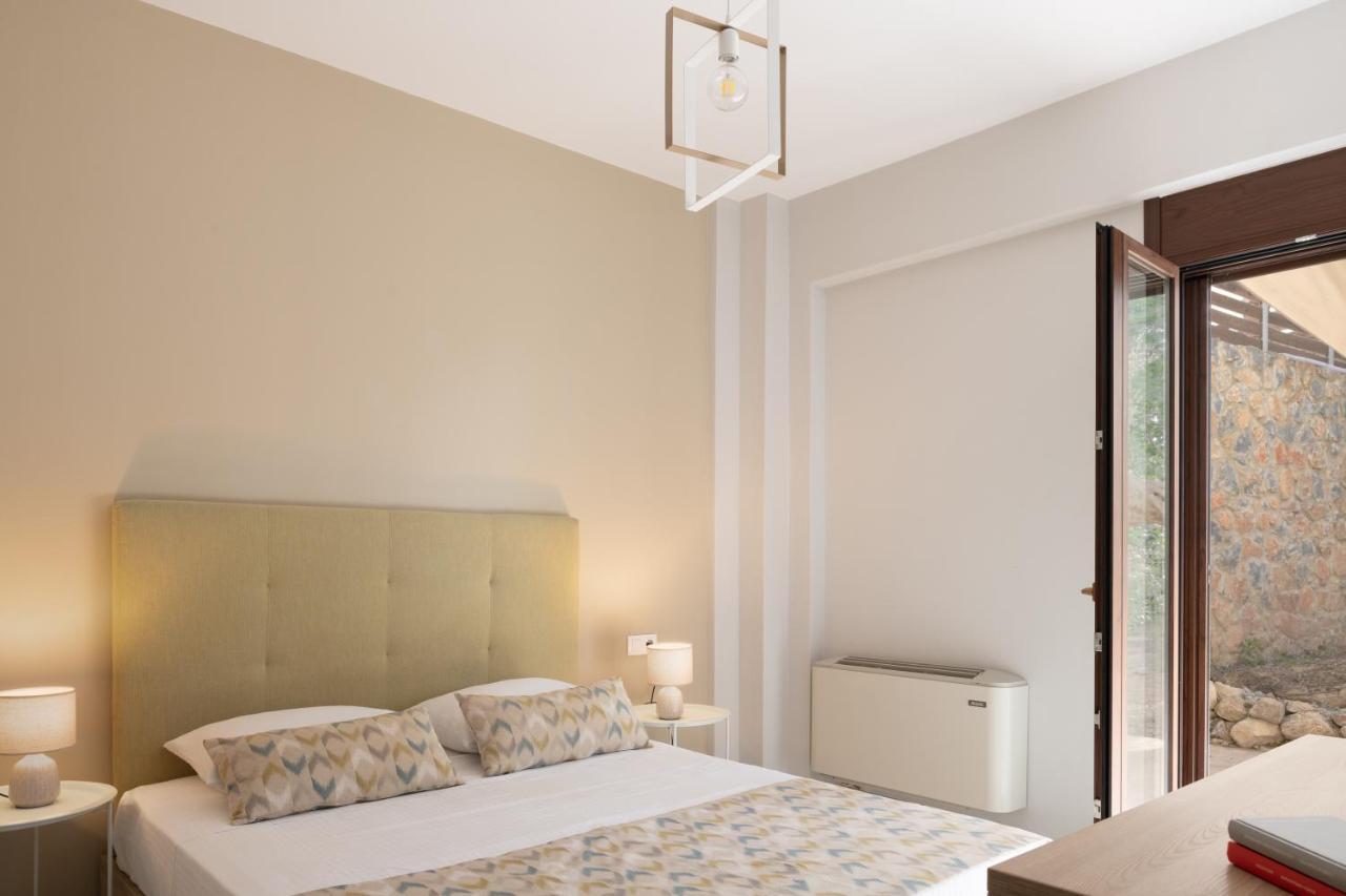 Mela Luxury Apartments Maroulas Ngoại thất bức ảnh
