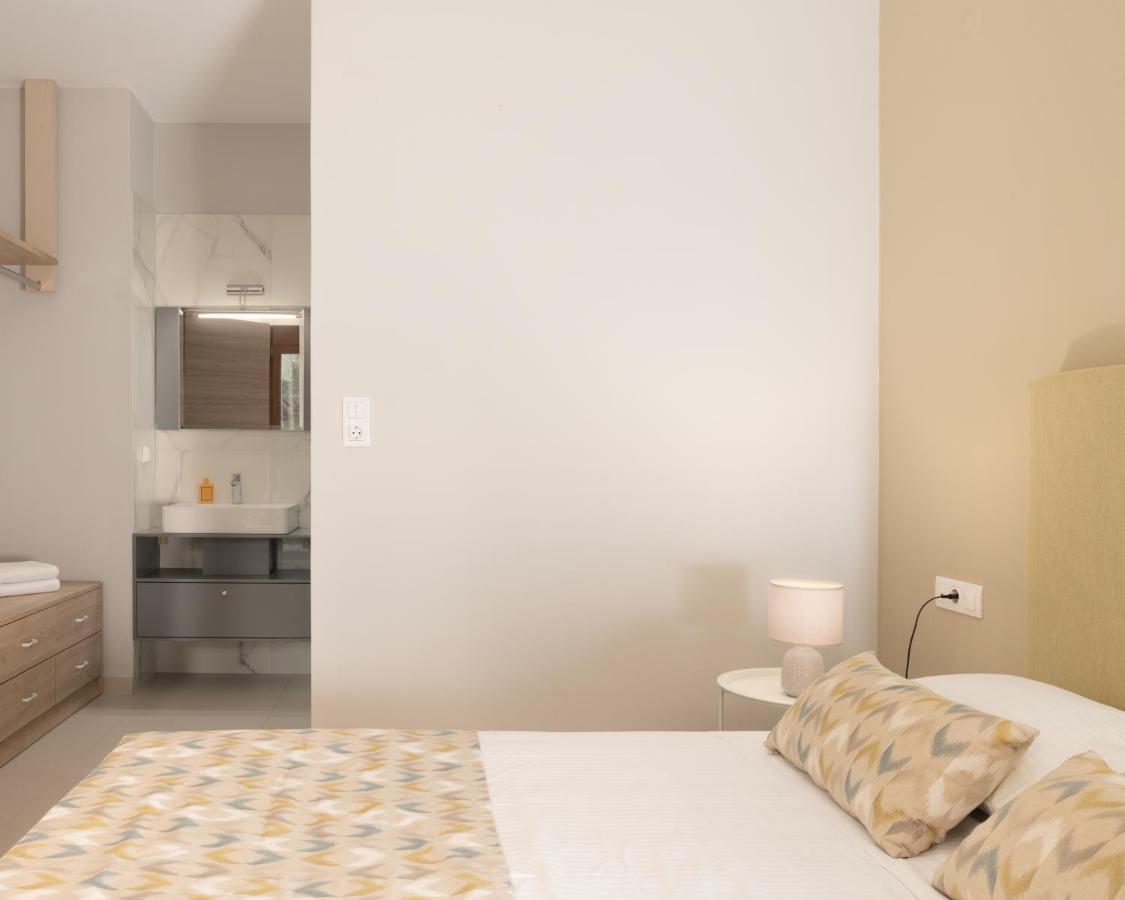 Mela Luxury Apartments Maroulas Ngoại thất bức ảnh